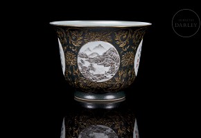 Small porcelain ‘Landscapes and Poems’ cup, Qing dynasty