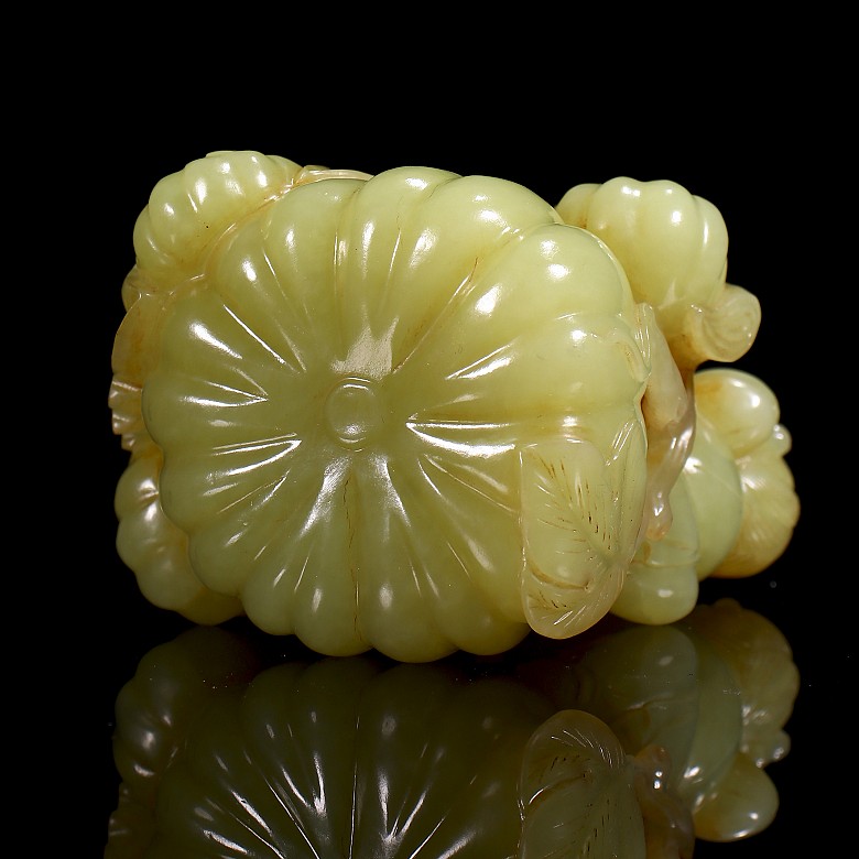 Yellow jade figurine “Girl with pumpkins”, Republic of China