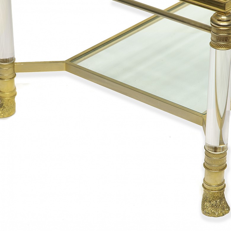 Coffee table in brass and glass