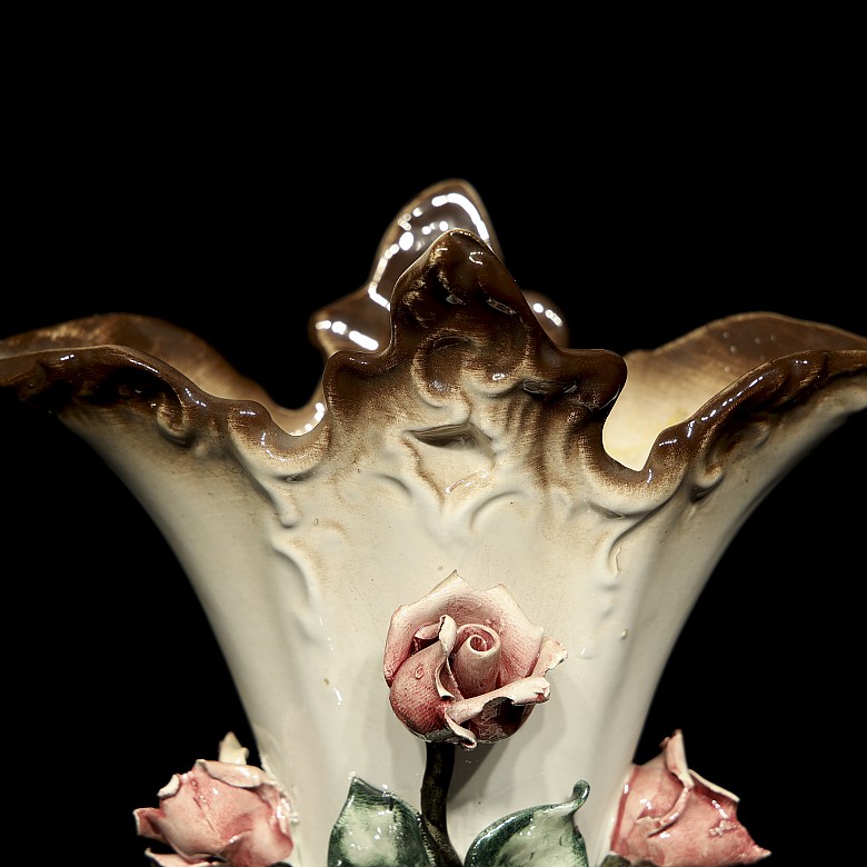 Capodimonte porcelain ‘Vase with appliqué’, 20th century