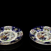 Mason's England Pottery, pair of hand-painted “Chinoiserie” plates, 19th century - 6