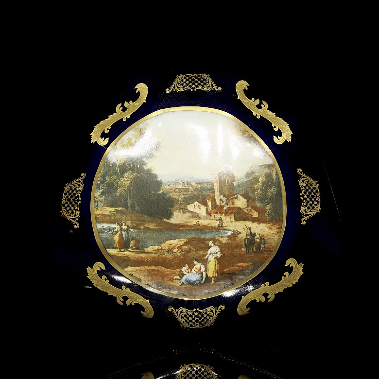 Joyero de porcelana francesa estilo Sèvres, ppo. s.XX