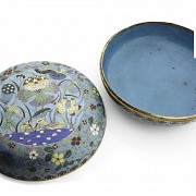 Cloisonné emamel box, China, Qing dinasty (1644-1912)