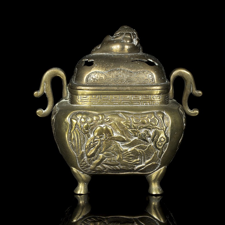 Chinese metal censer with reliefs, 20th century