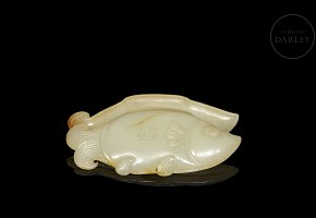 Fish-shaped jade box, Qing dynasty