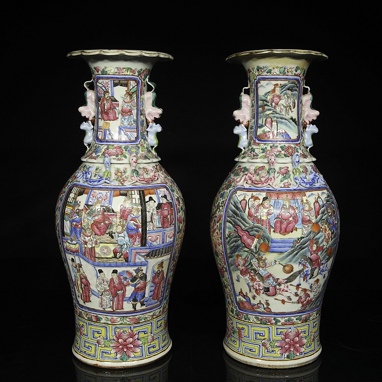 Pair of enamelled vases famille rose “Palace scenes”, Qing dynasty