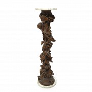 Vicente Andreu. Carved wooden column with marble, 20th century