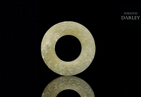 Carved and engraved jade ring, Eastern Zhou dynasty