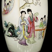 Chinese vase with ladies and palace, 20th century