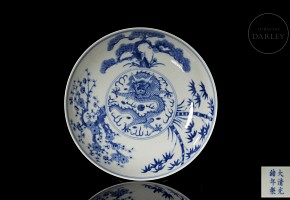 Glazed porcelain plate ‘The three friends of winter and dragon’, with Guangxu mark