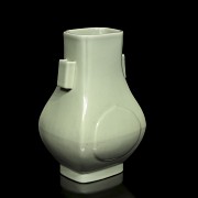 Celadon porcelain ‘Hu’ vase, with Tongzi mark