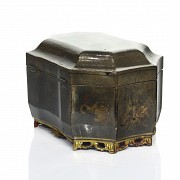 Lacquered and polychrome jewelry box, China, 20th century