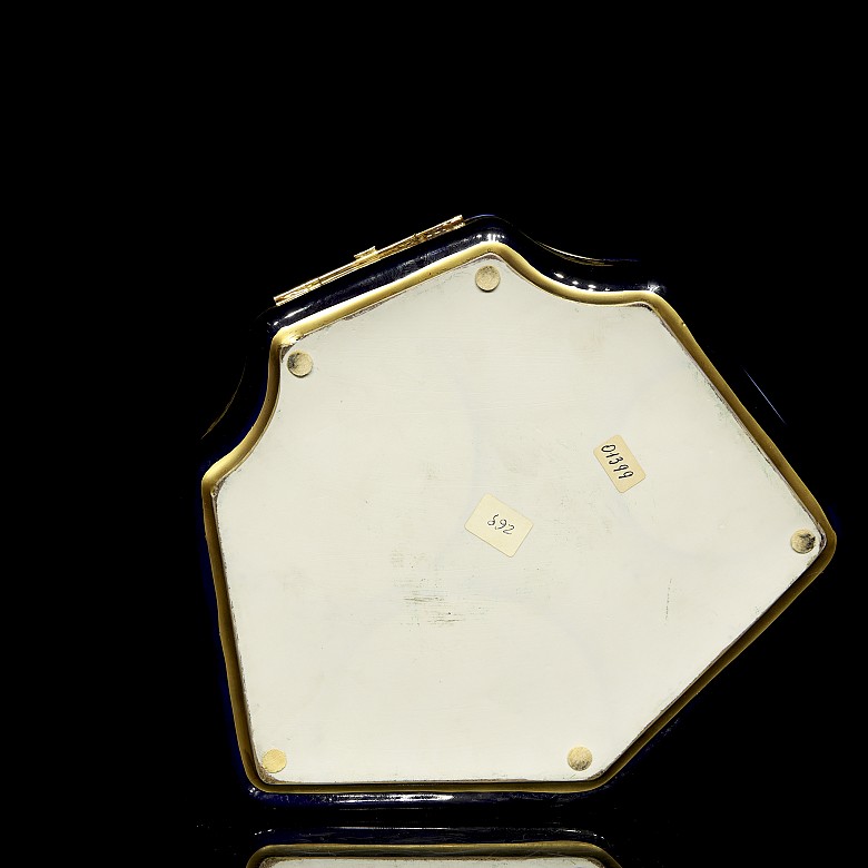 French porcelain jewellery box, Sèvres style, early 20th century