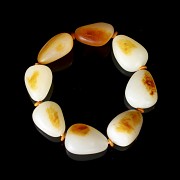 Eight-bead carved white jade bracelet, 20th century