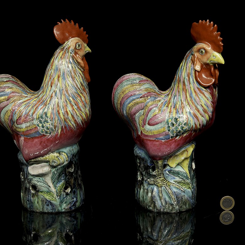 Pair of polychrome porcelain cockerels, 19th century