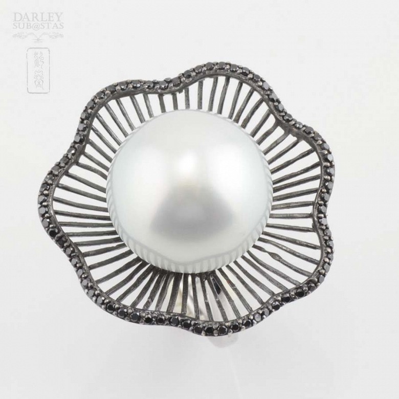 Australian pearl ring and black diamonds.