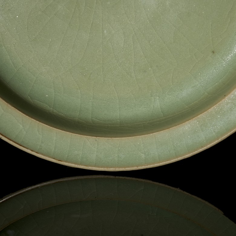 Celadon-glazed ware dish, Song dynasty