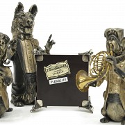 Set of seven musical dogs, 20th century