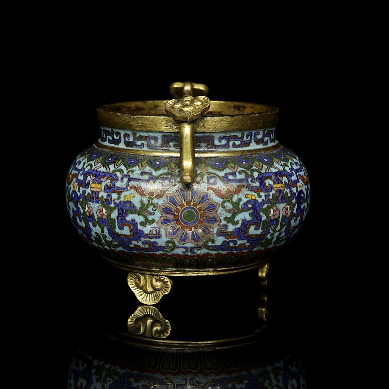 Cloisonné tripod censer ‘Ruyi and phoenix’, Qing dynasty