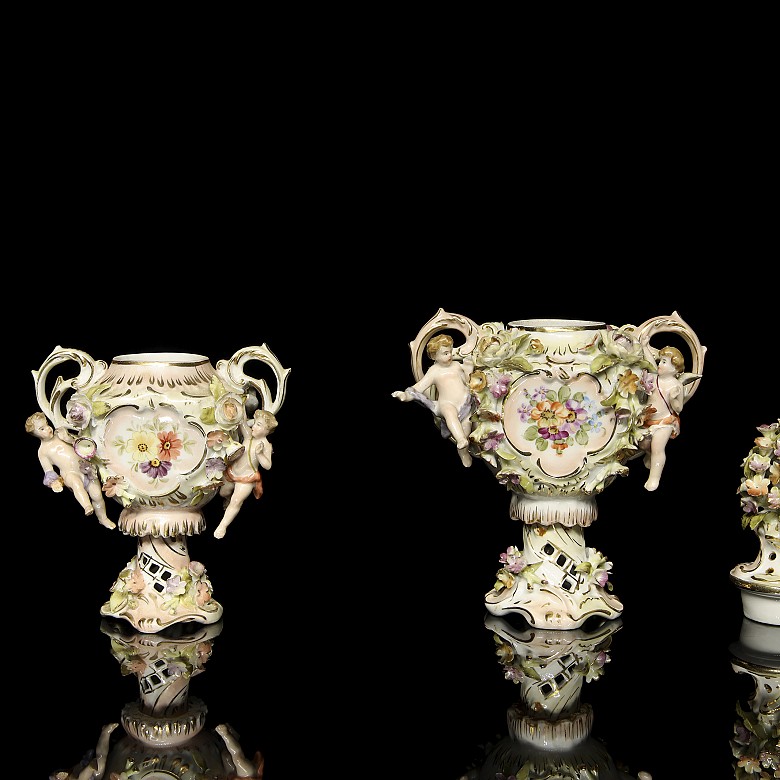 German porcelain ‘Pair of bonbonnieres’, 20th century - 7