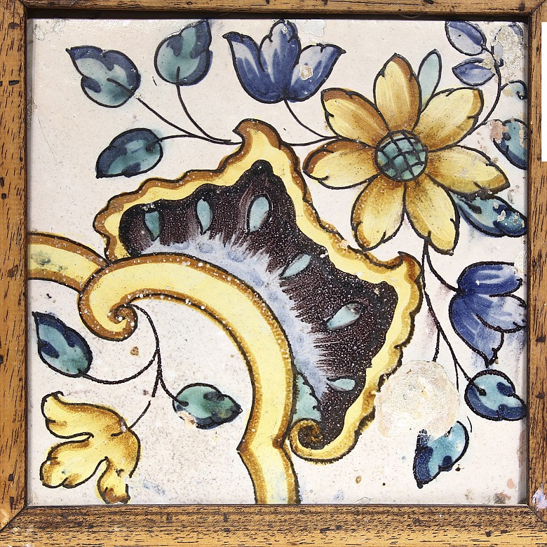 Valencian glazed ceramic tile, 18th century.