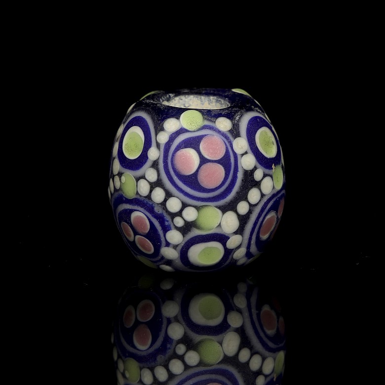 Coloured enamel bead, Warring States Period