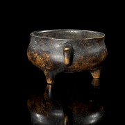 Bronze tripod censer, Qing dynasty