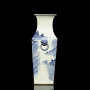 Quadrangular ‘Scene’ vase, Qing dynasty