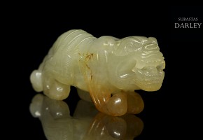 Carved jade mythical beast figure, Han dynasty