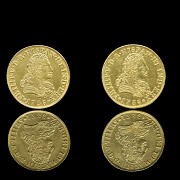 Two gold coins ‘Philippe V’, Mexico 18th century