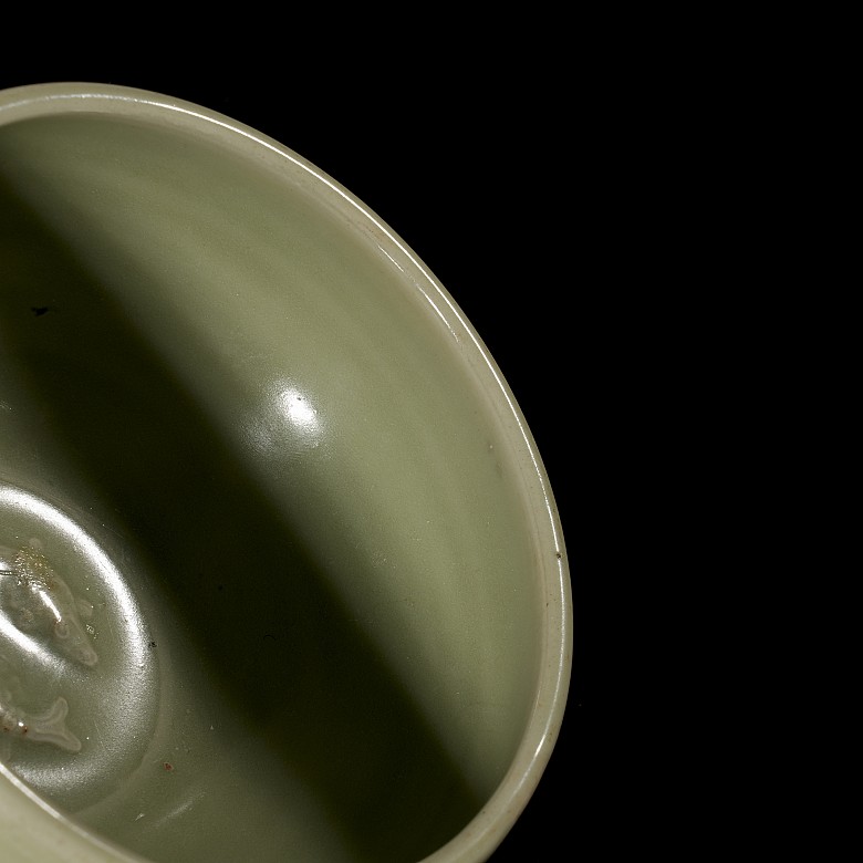 Celadon green ceramic ‘Fish’ bowl, Song style