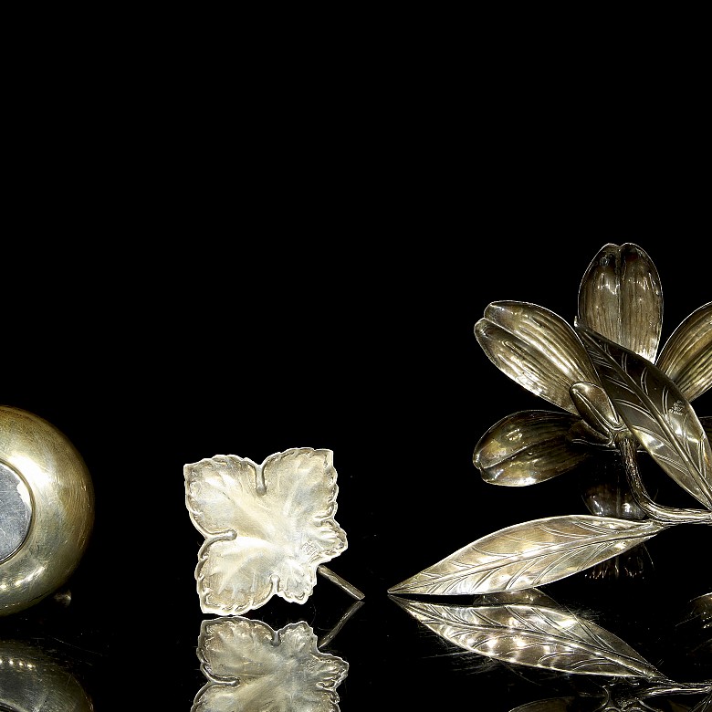 Three silver decorative objects, 20th century