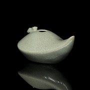 Song-style glazed ceramic water vessel ‘Ruyao’