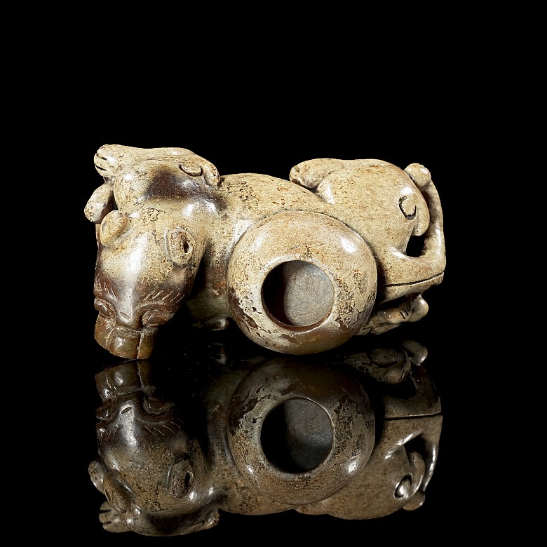 Carved jade figurine ‘Beast’, Han style