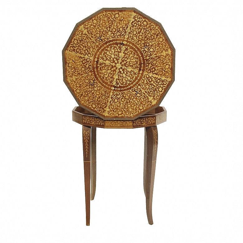 Wooden sewing table with marquetry decoration, 20th century