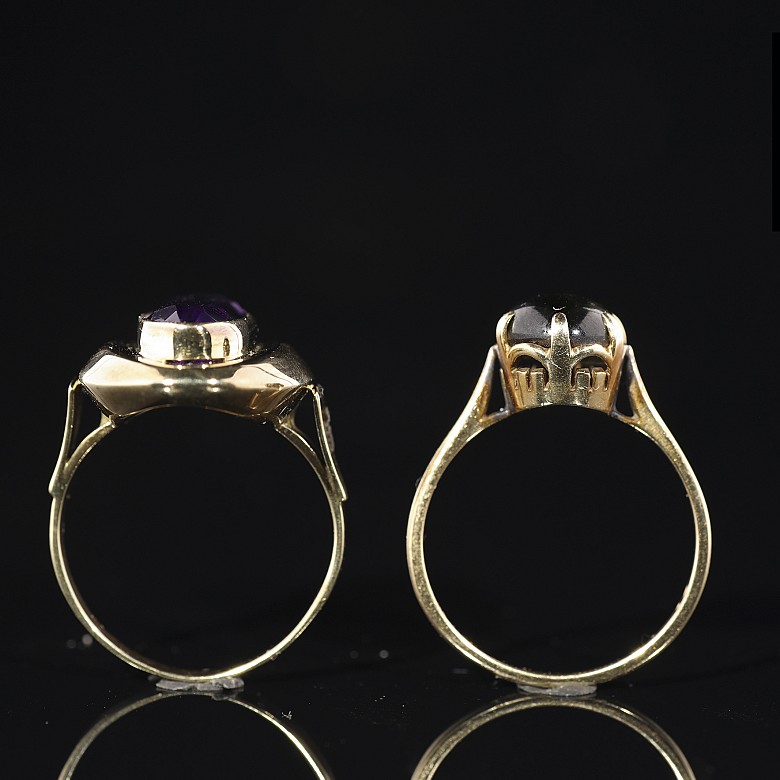 Dos anillos de oro 14 k y 9k