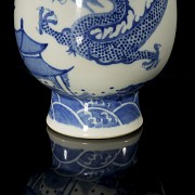 Blue-and-white porcelain vase ‘Landscape with dragon’, Qing dynasty