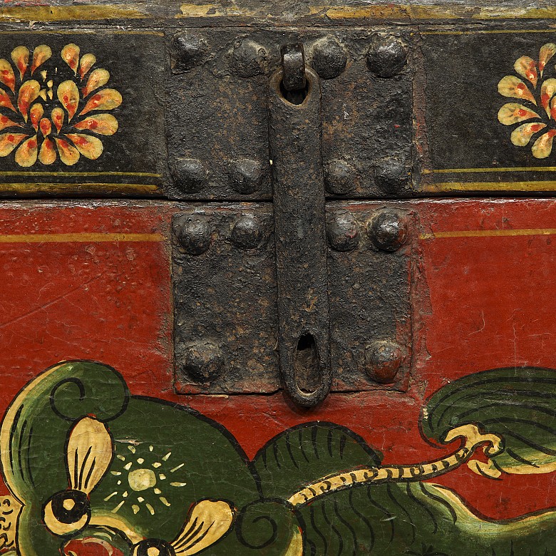 Tibetan polychrome wooden box, 19th-20th century