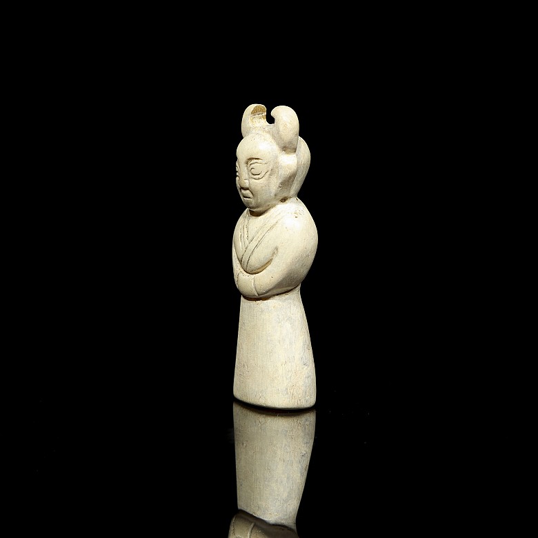 Carved jade figurine 