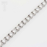 Bracelet in 18k white gold and diamonds 6.00cts