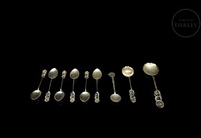 Set of silver teaspoons, 20th century