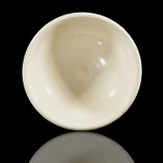 White-glazed ceramic bowl, Tang Dynasty