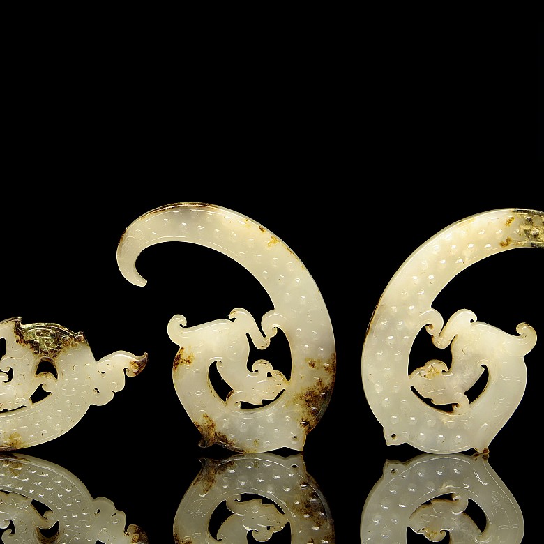 Set of four white jade ornaments, Warring States Period