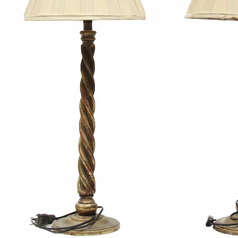 Pair of lamps with wooden stems, 20th century