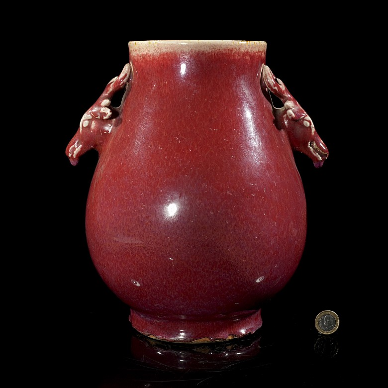 Hu ‘Deer’ red-glazed vase, Qing dynasty