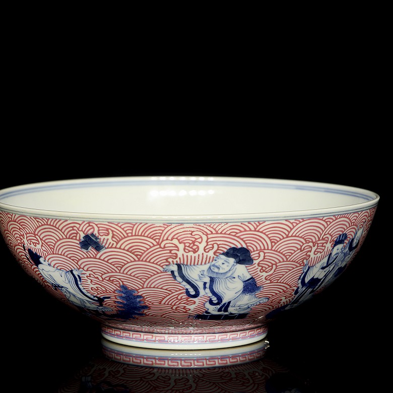 Glazed porcelain bowl ‘The Eight Immortals’, with Daoguang stamp