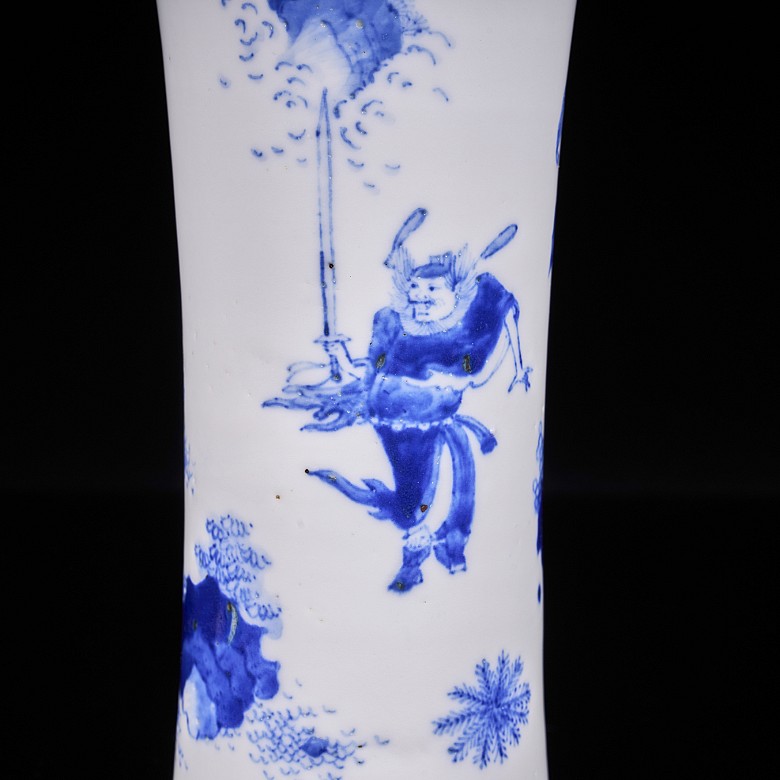 Blue and white porcelain vase “Heavenly Garden”, Qing dynasty