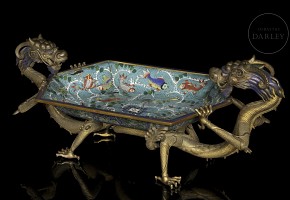 Large bronze and cloisonné “Dragons” centerpiece, Qing dynasty