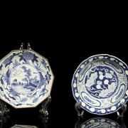 Two blue and white Chinese porcelain dishes, Qing dynasty - 7