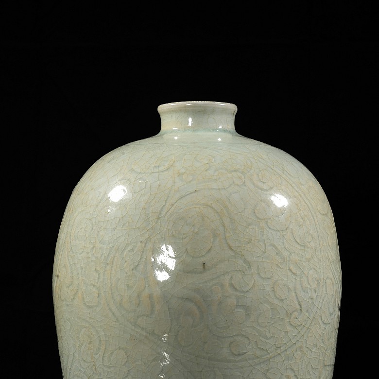 Song-glazed meiping ware ‘Flowers’ vase, Song dynasty